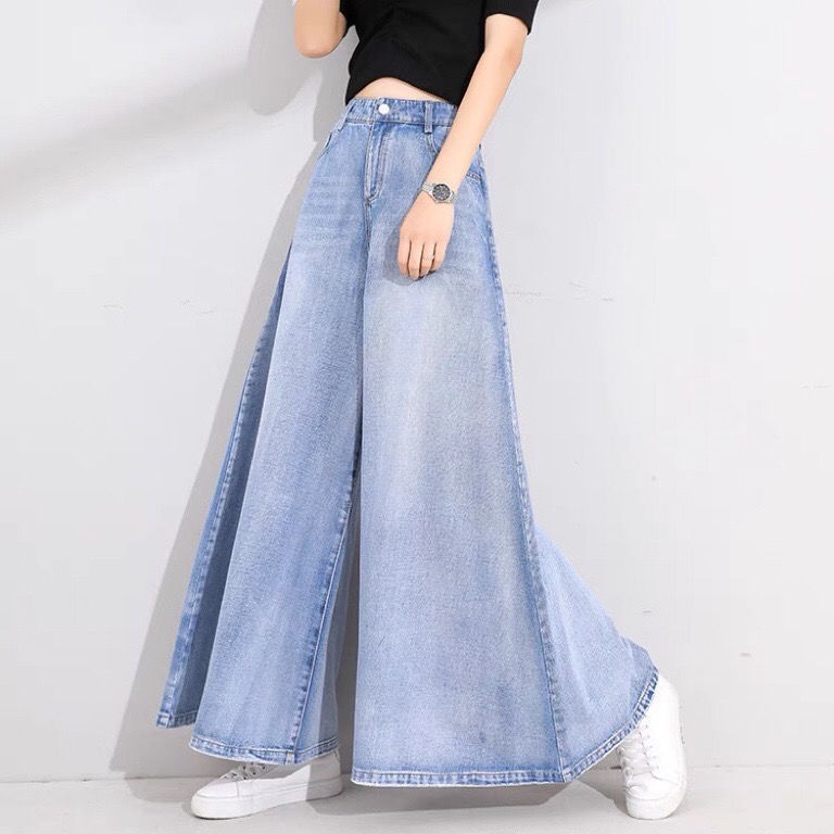 Julia Jupe en jean